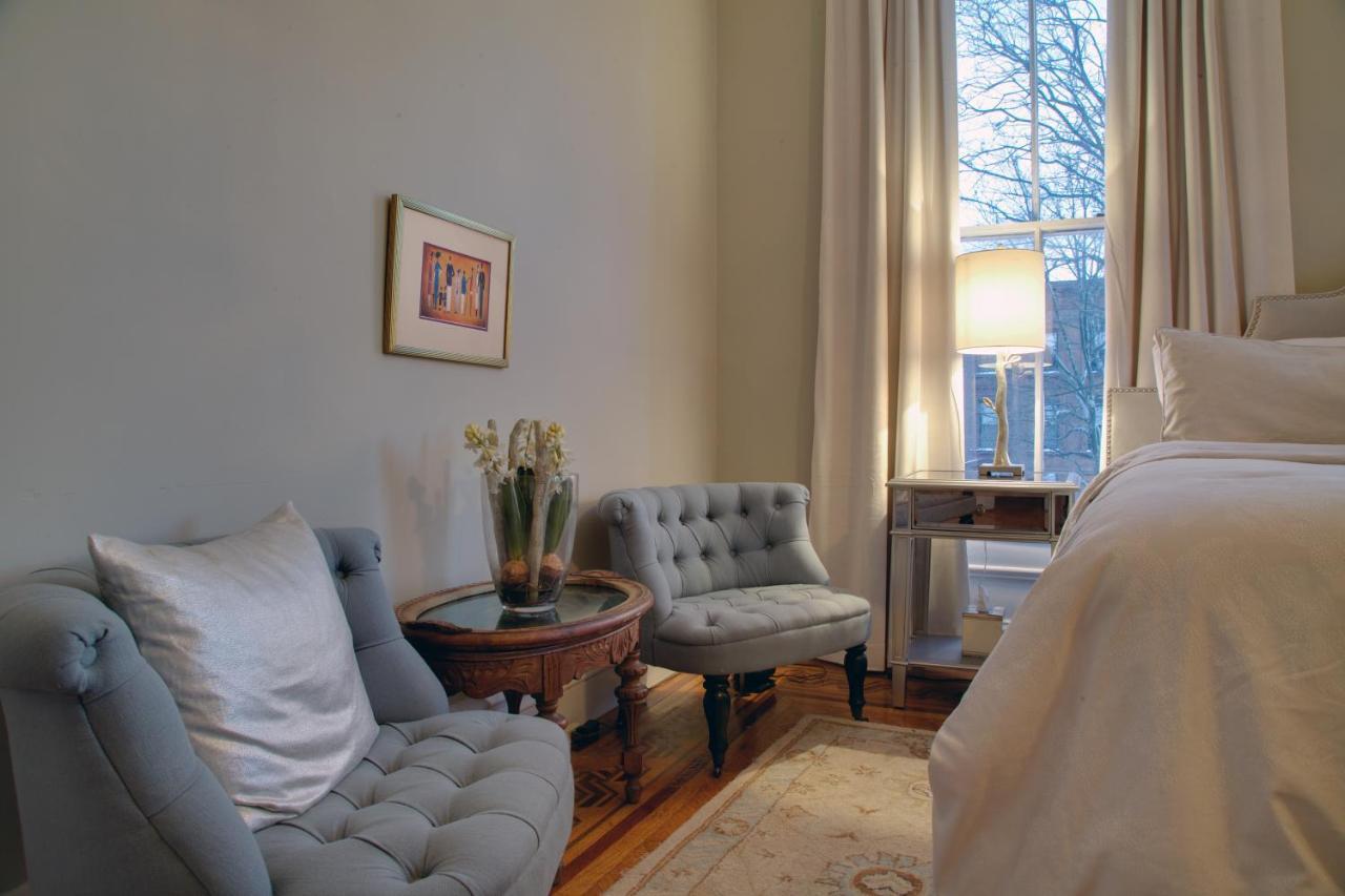 Akwaaba Mansion Bed and Breakfast Nueva York Exterior foto